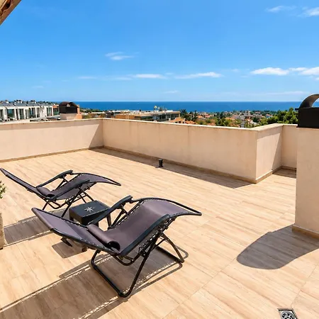 Sea-view 1br Near Dentaprime W/ Free Parking *